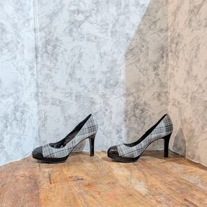 Tahari Black‎ and Gray Plaid Heels